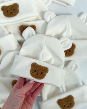 Шапочка біні молочна вушка ведмедика +ведмедик