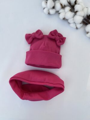 Шапочка біні з бантиками малина