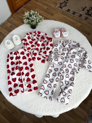 Костюм-піжама флісова в рожеве сердечко