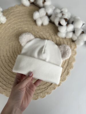 Шапочка біні молочна з вушками тедді молочні