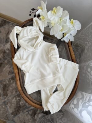 Костюм зайчик оксамитовий (велюровий) молочний