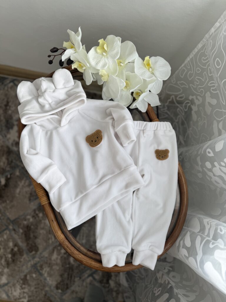 Костюм ведмедик оксамитовий (велюровий) білий