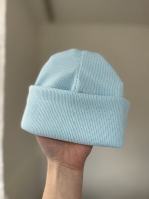 Шапочка блакитна без вух