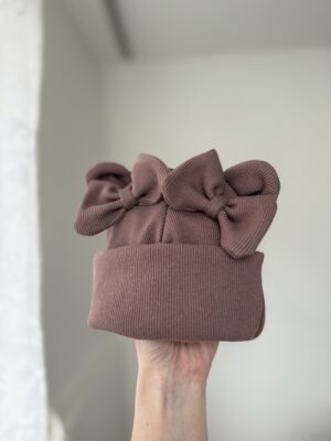 Шапочка біні з бантиками мокко