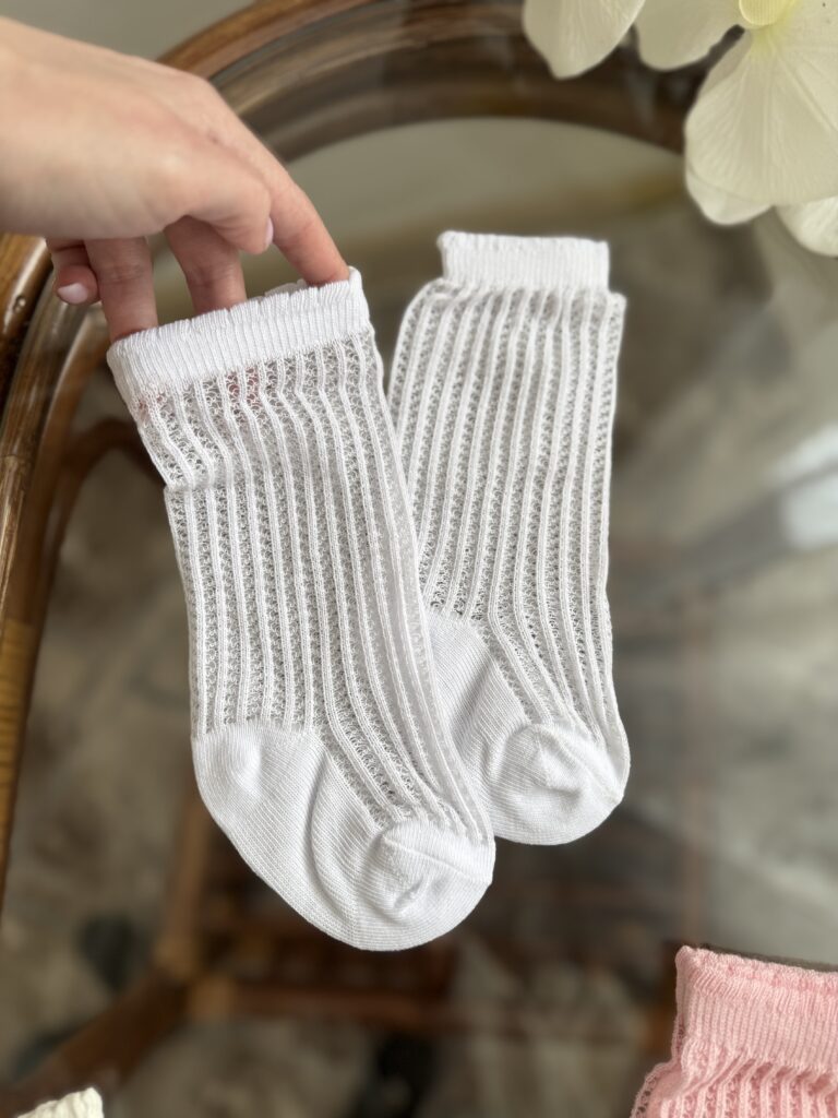 Гольфики в сіточку білі